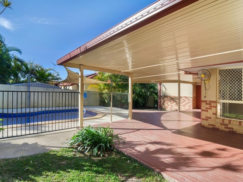35 Davis Cup Court, Oxenford QLD 4210