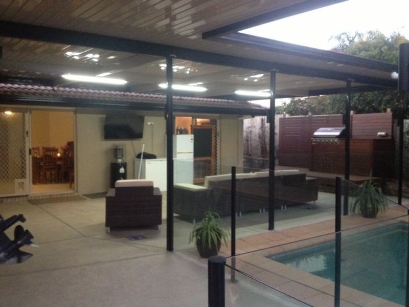 9 Lakewood Court, Parkwood QLD 4214