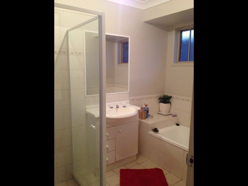 9 Lakewood Court, Parkwood QLD 4214