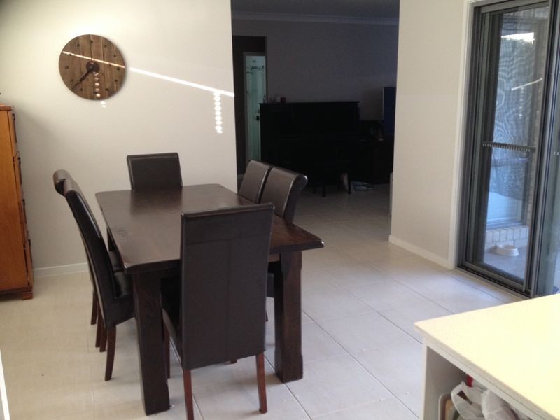 10 Argus Place, Pacific Pines QLD 4211