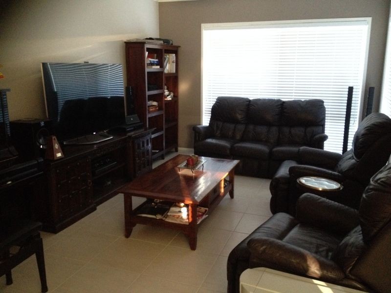 10 Argus Place, Pacific Pines QLD 4211