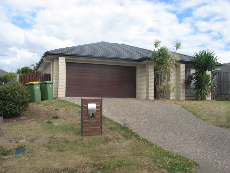 10 Argus Place, Pacific Pines QLD 4211