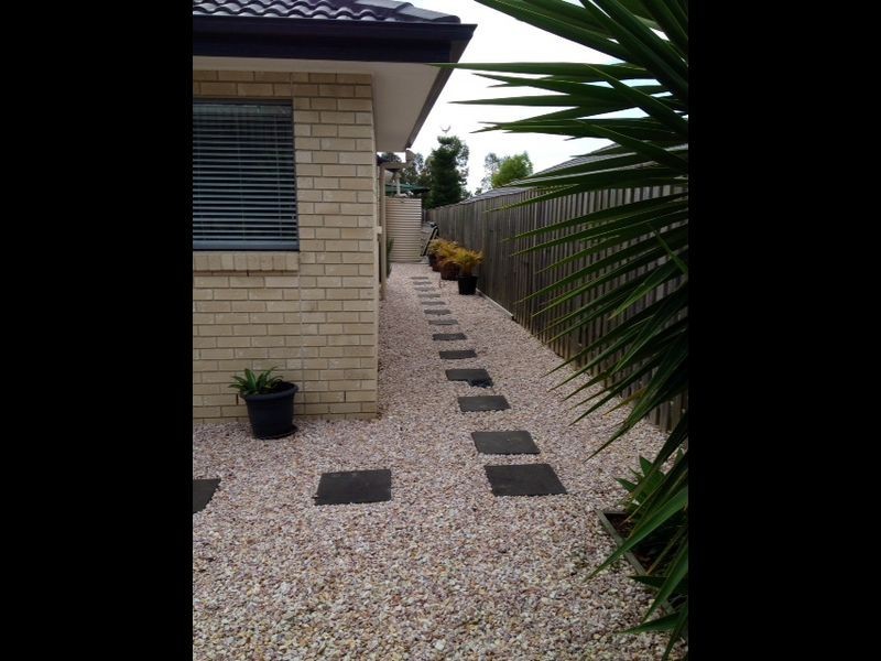 10 Argus Place, Pacific Pines QLD 4211