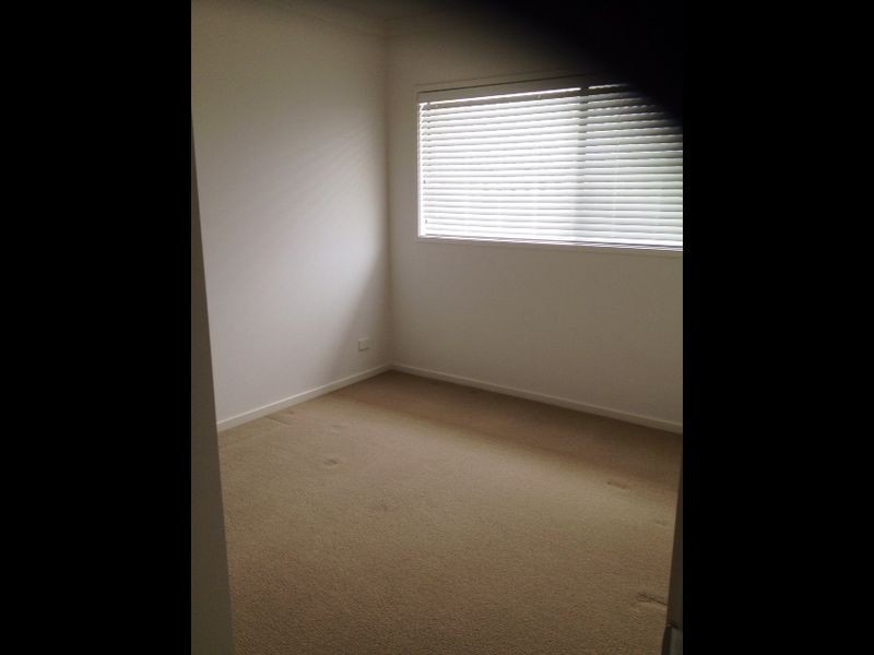 10 Argus Place, Pacific Pines QLD 4211