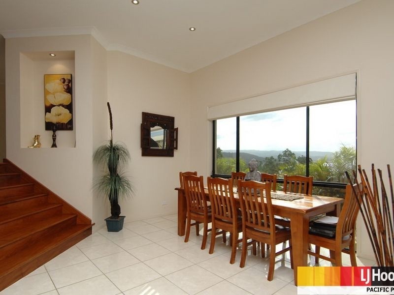 2 Welumba Close, Pacific Pines QLD 4211