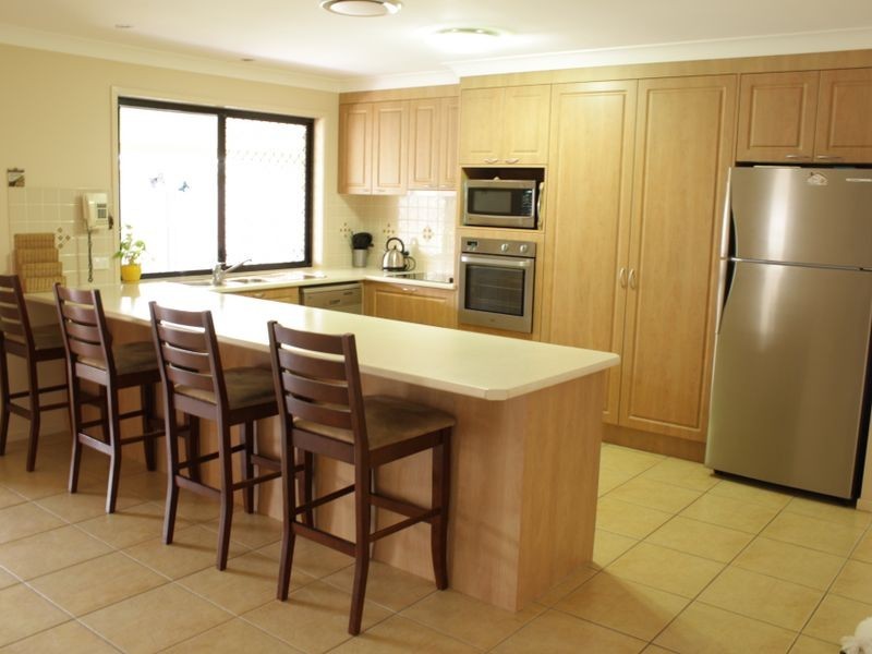 4 Sylvia Close, Pacific Pines QLD 4211