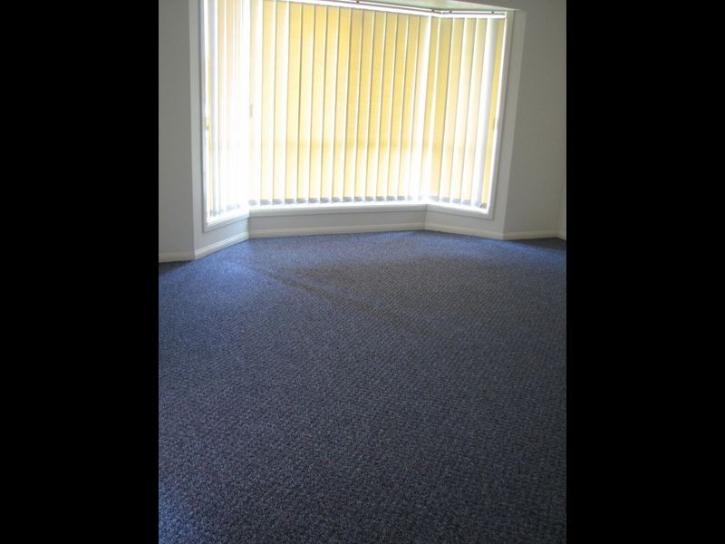 28 Mcrae Circuit, Pacific Pines QLD 4211