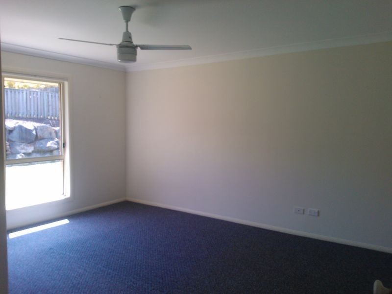 28 Mcrae Circuit, Pacific Pines QLD 4211