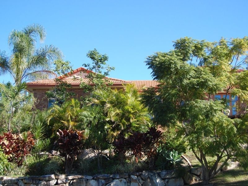 12 Flint Court, Pacific Pines QLD 4211