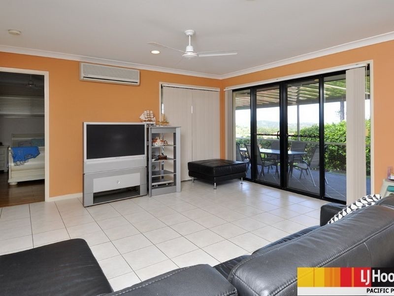 23 Midway Terrace, Pacific Pines QLD 4211