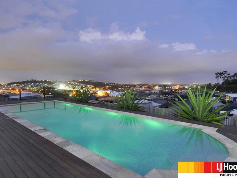 18 Wunburra Circle, Pacific Pines QLD 4211