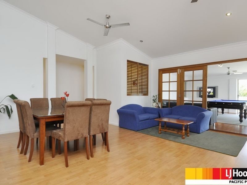 54 Hillary Circuit, Pacific Pines QLD 4211