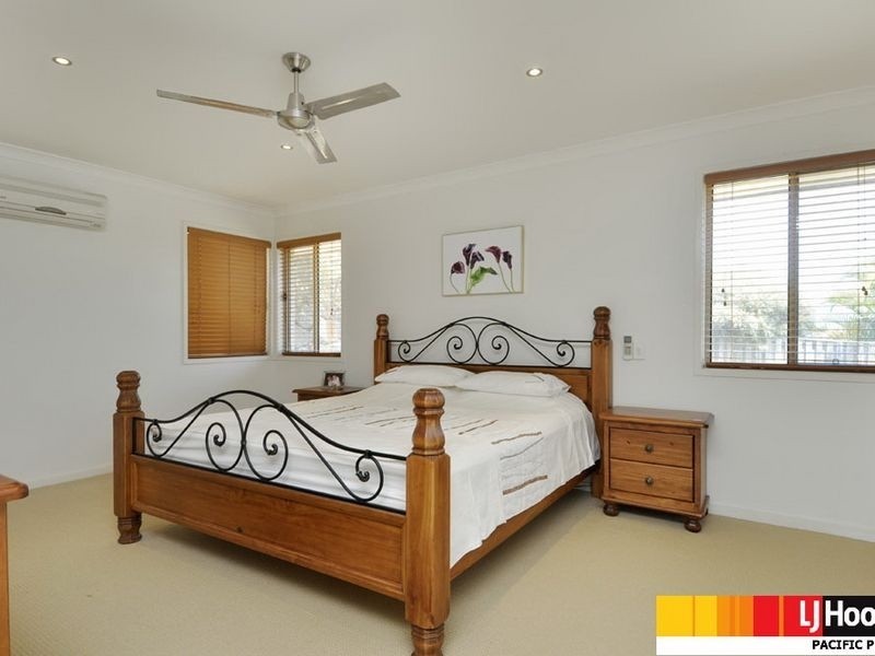 54 Hillary Circuit, Pacific Pines QLD 4211