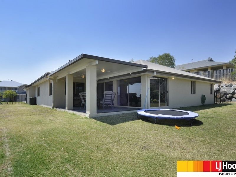 54 Hillary Circuit, Pacific Pines QLD 4211