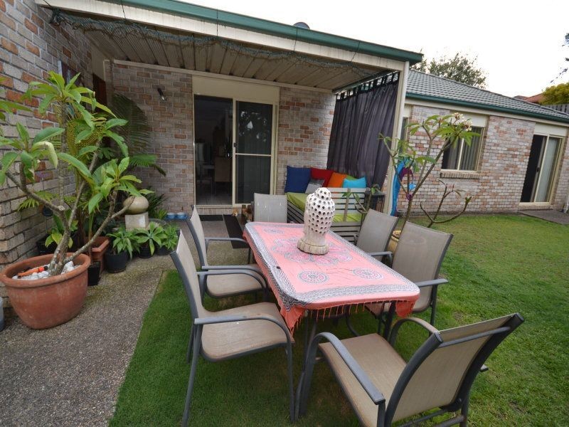 12 Archipelago Street, Pacific Pines QLD 4211