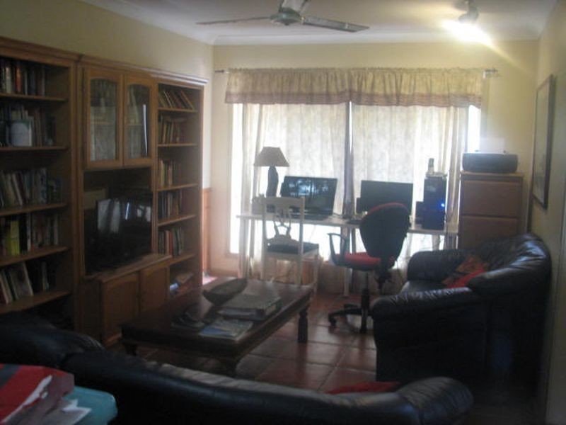 150 Glade Drive, Gaven QLD 4211