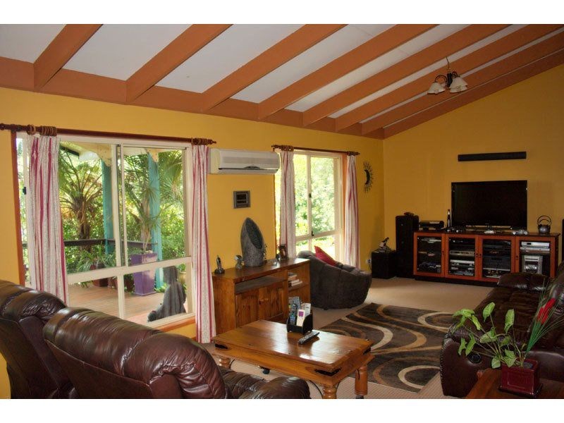 150 Glade Drive, Gaven QLD 4211