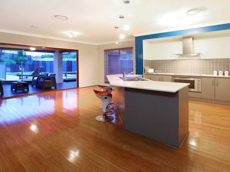 33 Barradeen Circuit, Pacific Pines QLD 4211