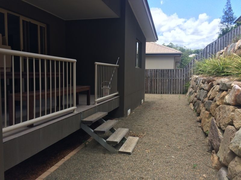 52 Diamantina Circuit, Pacific Pines QLD 4211