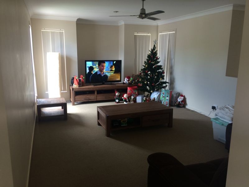 52 Diamantina Circuit, Pacific Pines QLD 4211