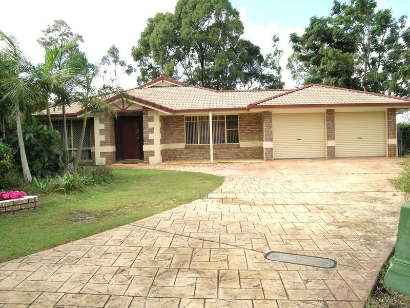 17 Malekula Rise, Pacific Pines QLD 4211