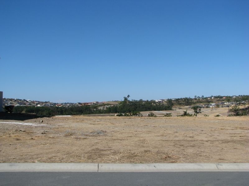 19 Maloney Crescent, Maudsland QLD 4210