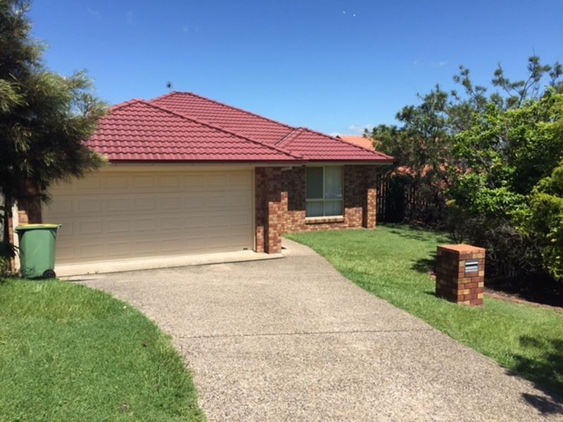 7 Temoe Rise, Pacific Pines QLD 4211