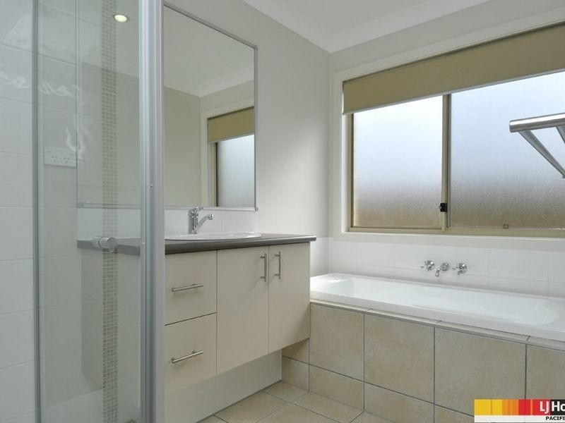 6 Orara Street, Pacific Pines QLD 4211