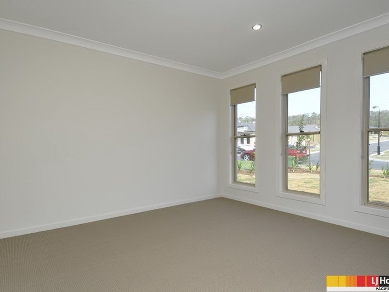 6 Orara Street, Pacific Pines QLD 4211