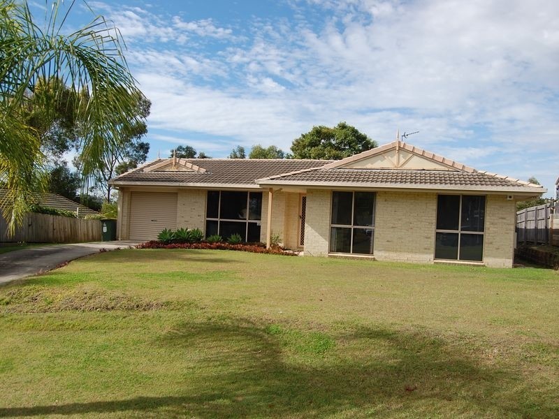 9 Edgemount Court, Oxenford QLD 4210