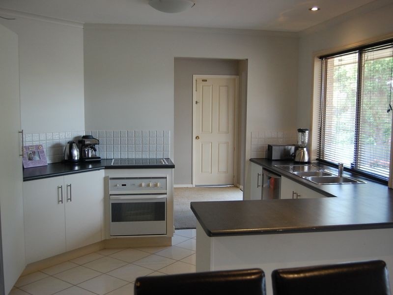 9 Edgemount Court, Oxenford QLD 4210