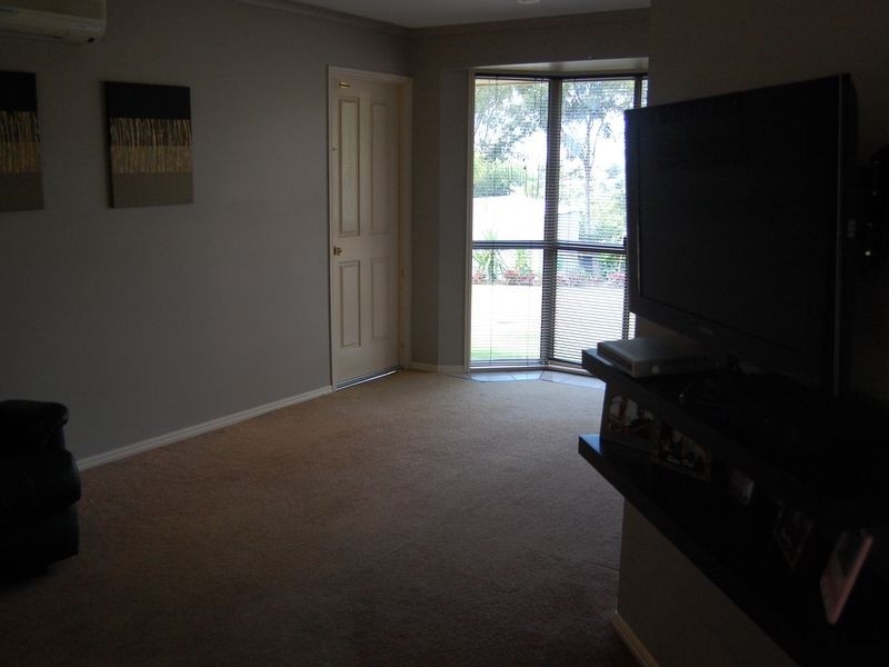 9 Edgemount Court, Oxenford QLD 4210