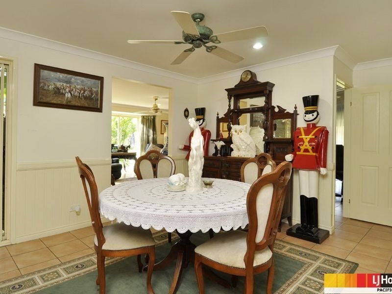 11 Gambier Crescent, Pacific Pines QLD 4211