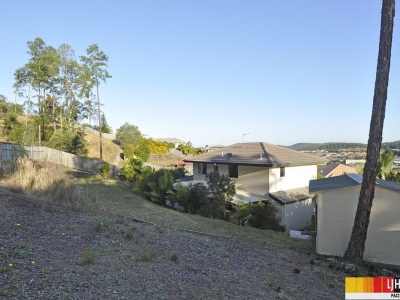 24 Raratonga Rise, Pacific Pines QLD 4211