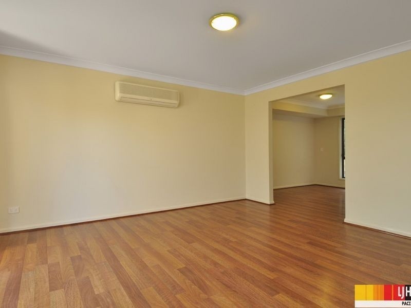 24 Raratonga Rise, Pacific Pines QLD 4211