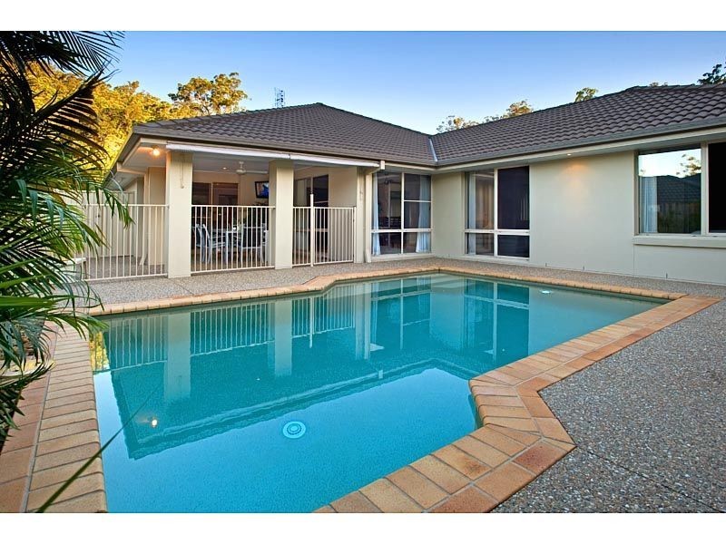 85 Roberts Drive, Maudsland QLD 4210