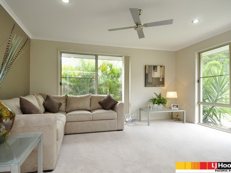 85 Roberts Drive, Maudsland QLD 4210