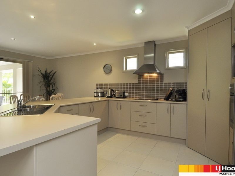 85 Roberts Drive, Maudsland QLD 4210