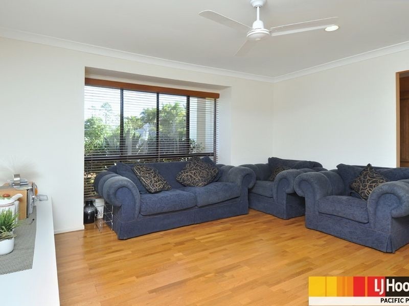 23 Midway Terrace, Pacific Pines QLD 4211