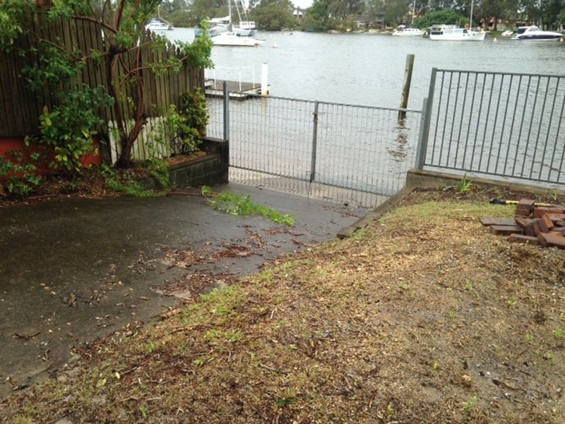 39 Lindsay Street, Paradise Point QLD 4216