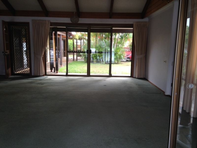 39 Lindsay Street, Paradise Point QLD 4216