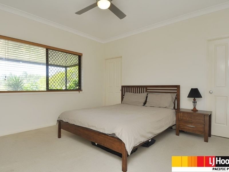 27 Penrhyn Street, Pacific Pines QLD 4211