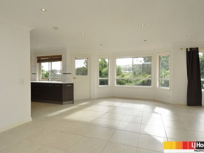 9 Austral Crescent, Pacific Pines QLD 4211