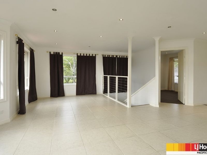 9 Austral Crescent, Pacific Pines QLD 4211