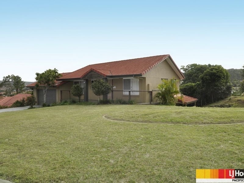 9 Austral Crescent, Pacific Pines QLD 4211