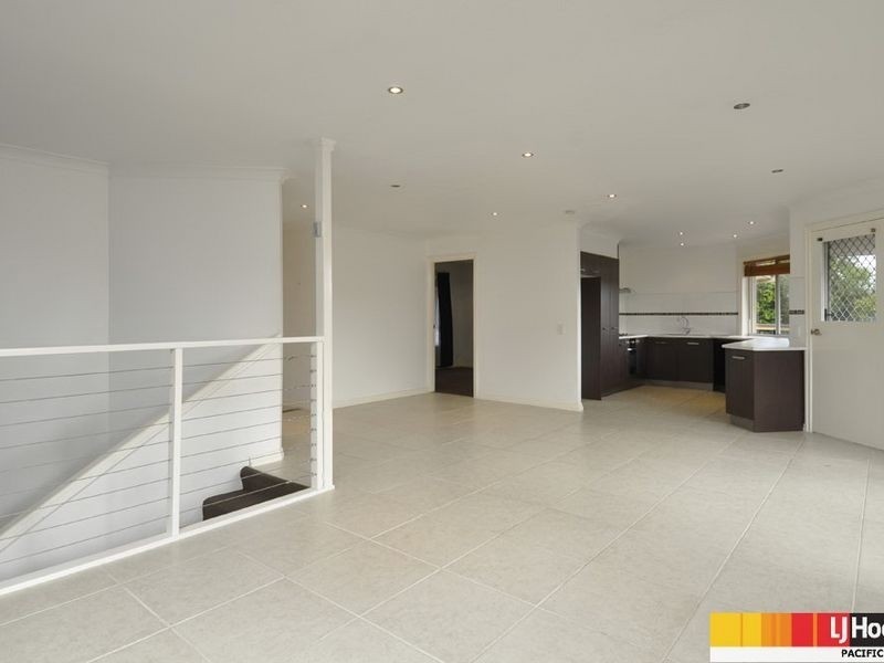 9 Austral Crescent, Pacific Pines QLD 4211