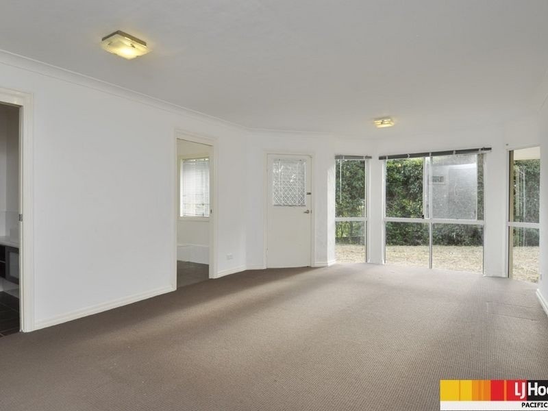 9 Austral Crescent, Pacific Pines QLD 4211