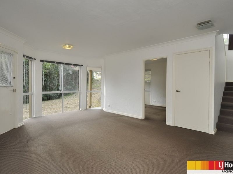 9 Austral Crescent, Pacific Pines QLD 4211