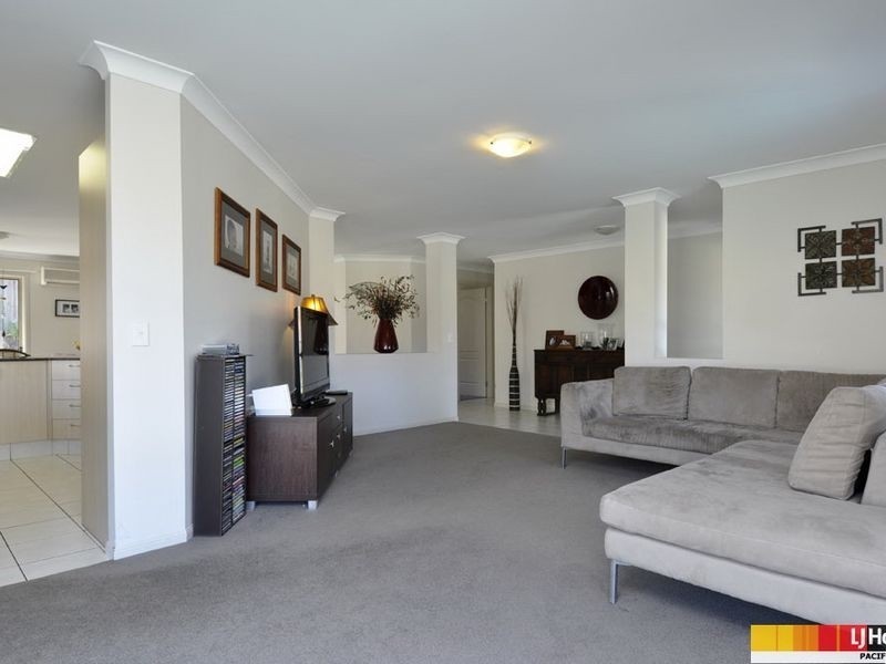 2 Buffalo Crescent, Pacific Pines QLD 4211