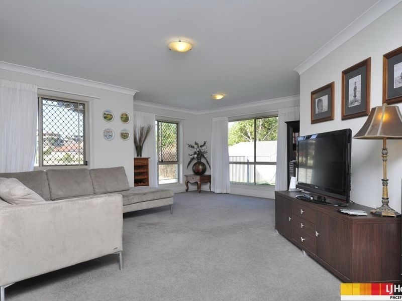 2 Buffalo Crescent, Pacific Pines QLD 4211